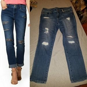 Boyfriend jeans with gold and silver accents